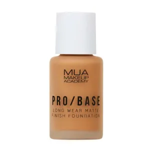 MUA